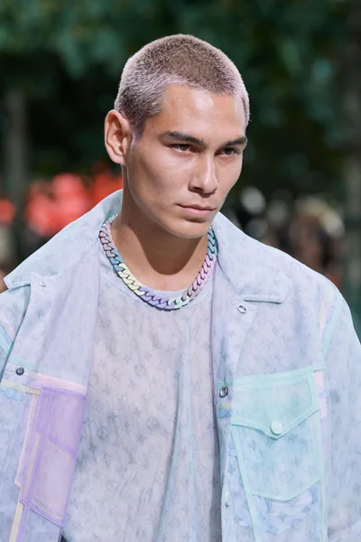 Look 128